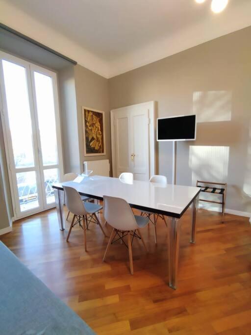 Smart Sarpi Monolocale Apartamento Milão Exterior foto